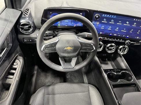 New 2026 Chevrolet Blazer EV LT image 19