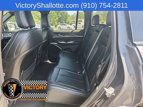Used 2024 Jeep Grand Cherokee Limited 4xe AWD/4WD image 24