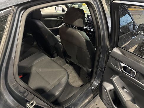 Used 2023 Honda Civic Sport image 11