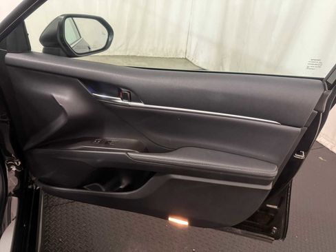 Certified 2022 Toyota Camry XSE image 29