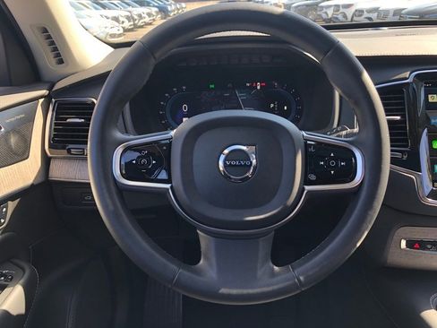 Used 2023 Volvo XC90 B6 Ultimate w/ Protection Package Premier image 19