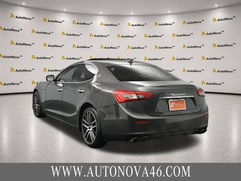 Used 2017 Maserati Ghibli RWD image 5