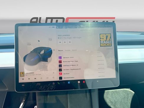 Used 2024 Tesla Model Y Performance AWD/4WD image 14