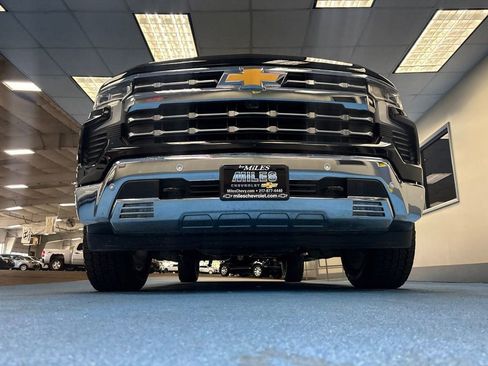 Certified 2024 Chevrolet Silverado 1500 LTZ w/ LTZ Convenience Package II AWD/4WD image 15