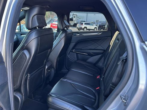 Used 2017 Lincoln MKC Select w/ Select Plus Package image 9