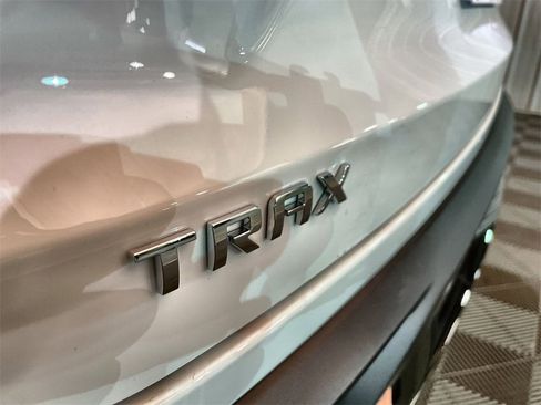 Used 2024 Chevrolet Trax ACTIV w/ Driver Confidence Package image 29