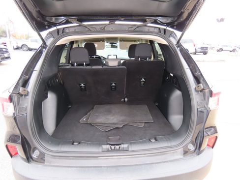 Used 2020 Ford Escape SE image 14