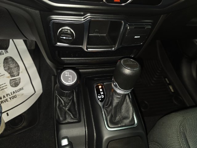 Used 2021 Jeep Gladiator Sport AWD/4WD image 15