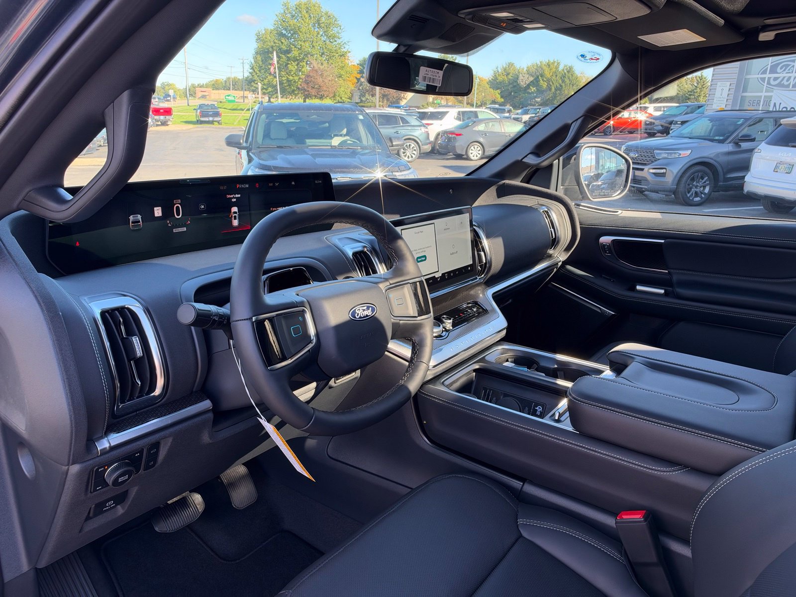 New 2027 Ford Expedition Platinum w/ Stealth Performance Package AWD/4WD image 11
