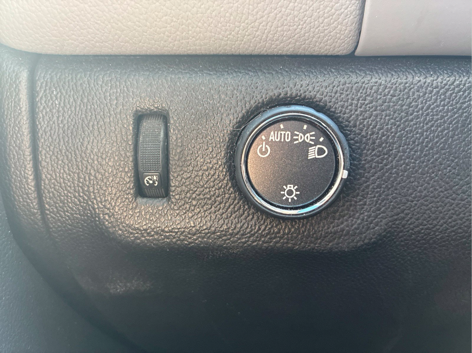 Used 2020 Chevrolet Colorado W/T w/ WT Convenience Package RWD image 25