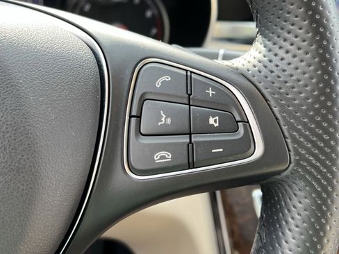 Used 2015 Mercedes-Benz C 300 4MATIC Sedan image 35