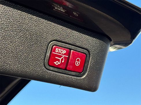 Used 2012 Mercedes-Benz ML 350 BlueTEC 4MATIC image 12