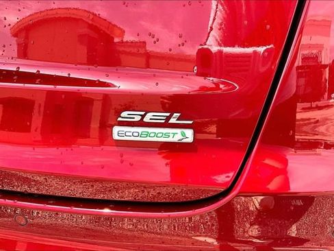 Used 2019 Ford Fusion SEL FWD image 24