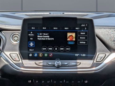 Used 2023 Chevrolet Blazer LT FWD image 19