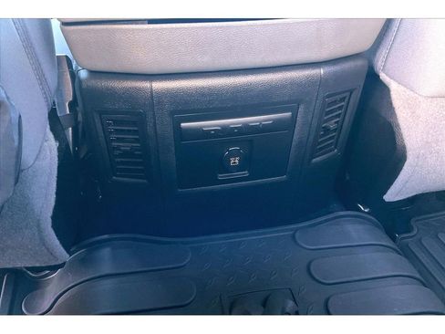 Used 2017 RAM 1500 Big Horn image 35