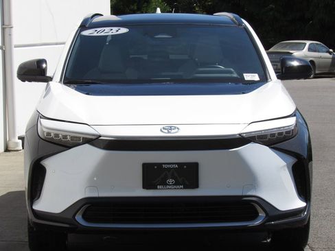 Certified 2023 Toyota bZ4X AWD image 3