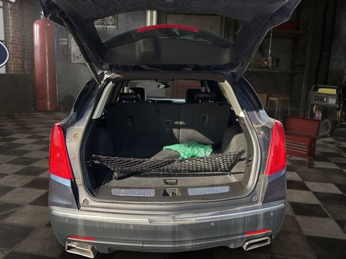 Used 2018 Cadillac XT5 Luxury w/ Driver Awareness Package FWD image 4
