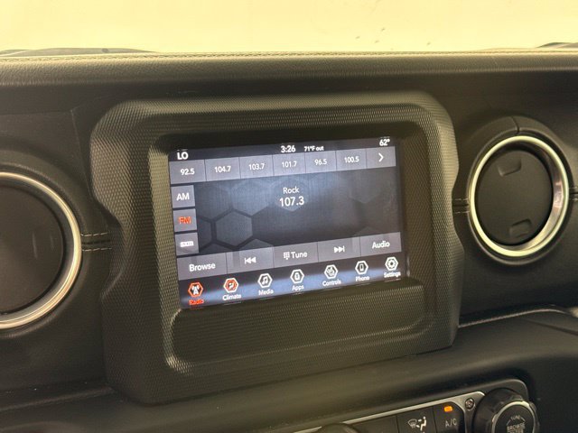 Used 2018 Jeep Wrangler Unlimited Sahara w/ Cold Weather Group AWD/4WD image 22
