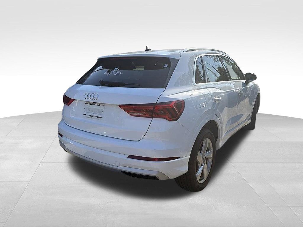 Used 2021 Audi Q3 2.0T Premium AWD/4WD image 4