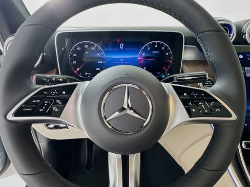 New 2026 Mercedes-Benz GLC 300 4MATIC image 12