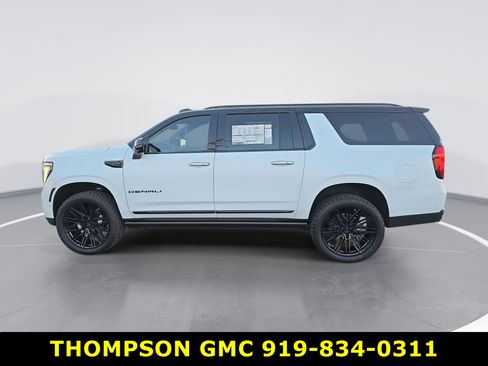 New 2026 GMC Yukon XL Denali w/ Sun & Power Step Package image 8