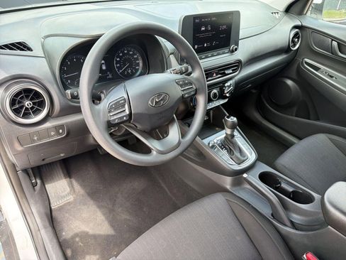 Used 2023 Hyundai Kona SEL AWD/4WD image 4