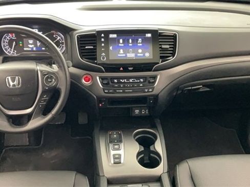 Certified 2023 Honda Ridgeline RTL image 3