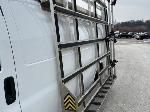 Used 2022 Chevrolet Express 2500 Extended w/ Driver Convenience Package image 13