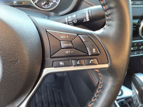 Used 2022 Nissan Sentra SR w/ Trunk Package image 31