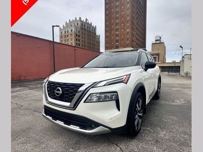 Certified 2022 Nissan Rogue Platinum w/ Head-Up Display Package