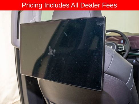 Used 2025 Kia Carnival SX Prestige FWD image 13