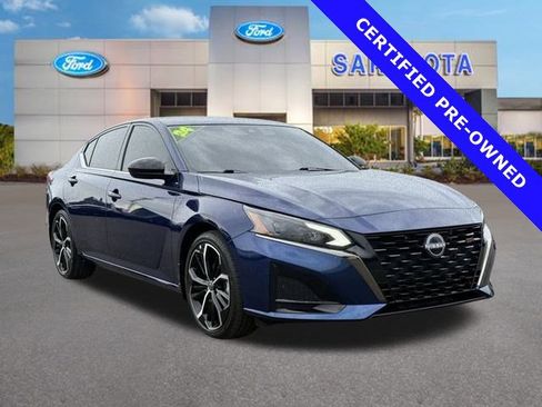 Used 2024 Nissan Altima 2.5 SR image 1
