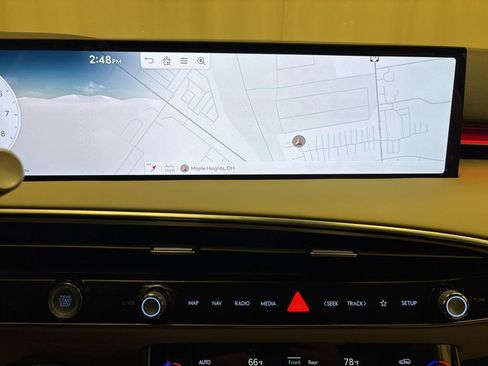 New 2026 Genesis GV70 2.5T Select AWD/4WD image 18