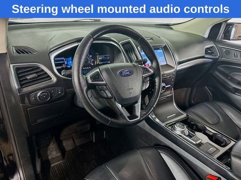 Certified 2019 Ford Edge Titanium w/ Cold Weather Package image 21