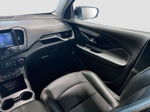 Used 2023 GMC Terrain AT4 w/ LPO, Floor Liner Package AWD/4WD image 23