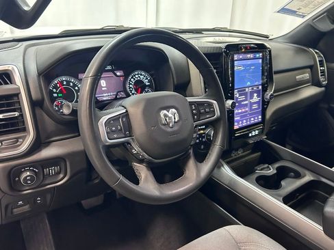 Used 2025 RAM 1500 Big Horn AWD/4WD image 2