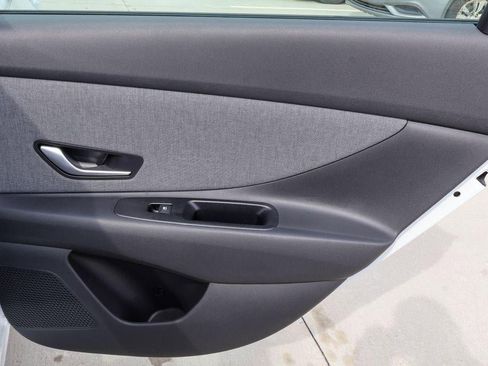 New 2026 Hyundai Elantra Limited image 15