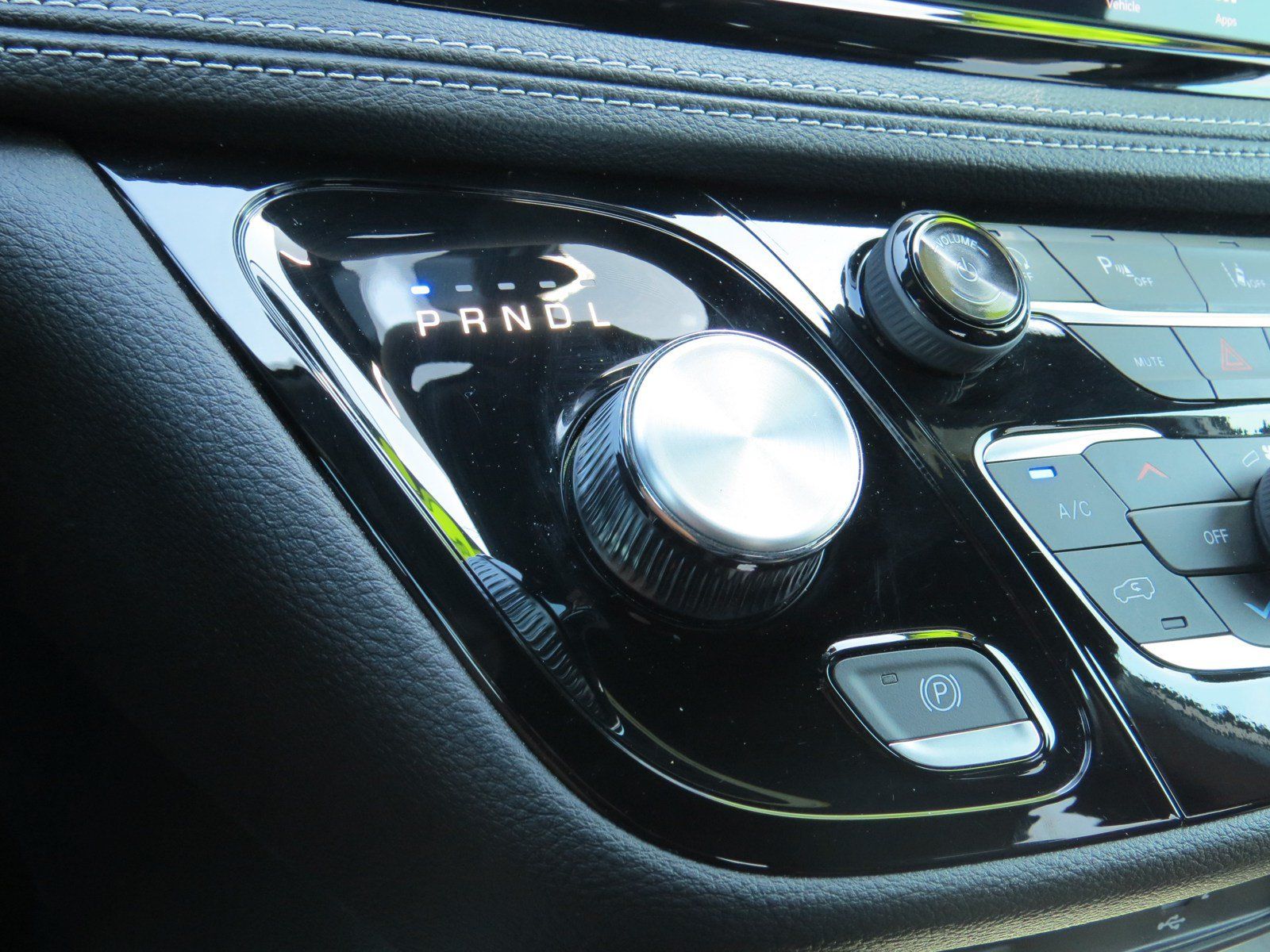 Used 2026 Chrysler Pacifica Select FWD image 22