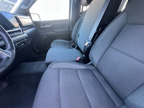 Certified 2025 Chevrolet Silverado 1500 LT AWD/4WD image 25