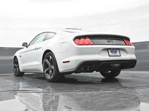 Used 2018 Ford Mustang GT image 39