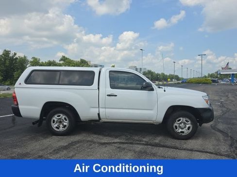 Used 2012 Toyota Tacoma 2WD Regular Cab image 2