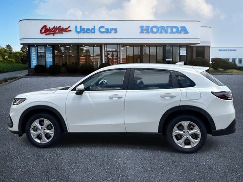 Used 2023 Honda HR-V LX image 2