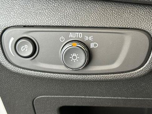 New 2026 Chevrolet TrailBlazer RS w/ Convenience Package FWD image 30
