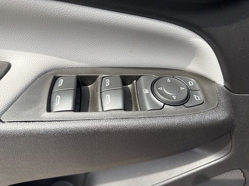 Used 2024 Chevrolet Equinox LS w/ LS Convenience Package image 26