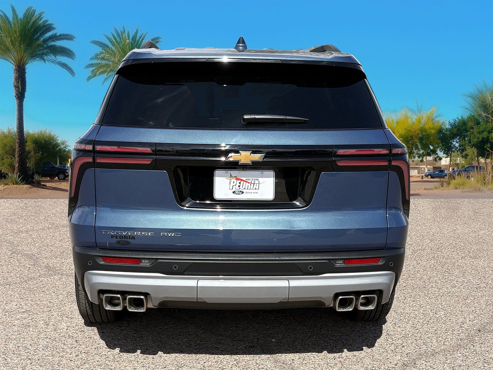 Used 2026 Chevrolet Traverse LT AWD/4WD image 4