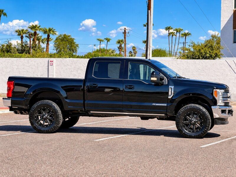 Used 2017 Ford F350 Lariat w/ Lariat Ultimate Package AWD/4WD image 2