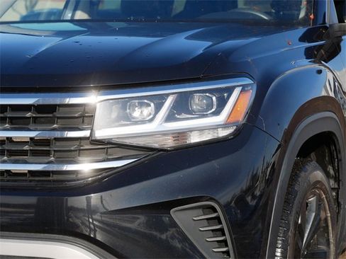 Used 2022 Volkswagen Atlas SE w/ Black Wheel Package image 10