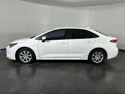 Used 2023 Toyota Corolla LE image 8