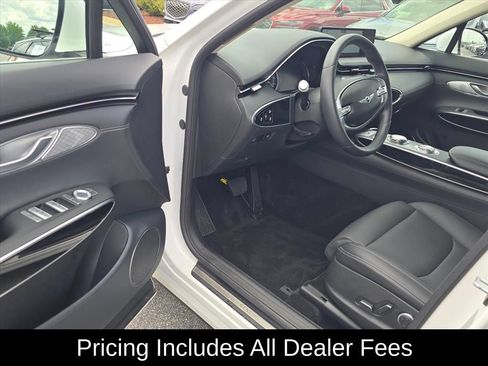 Used 2025 Genesis GV70 2.5T AWD/4WD image 9