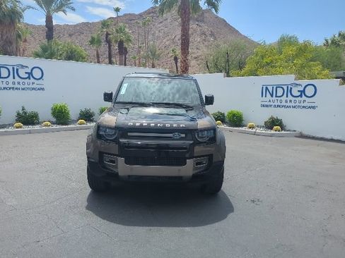 Certified 2022 Land Rover Defender 110 X AWD/4WD image 2